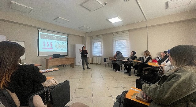 Anne Adaylarına &apos;Gebelik Eğitimi&#39;