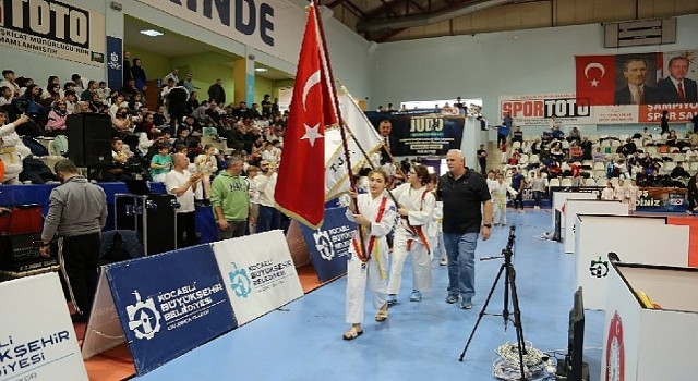 Kocaeli&#39;de Judo Şampiyonası heyecanı yaşandı