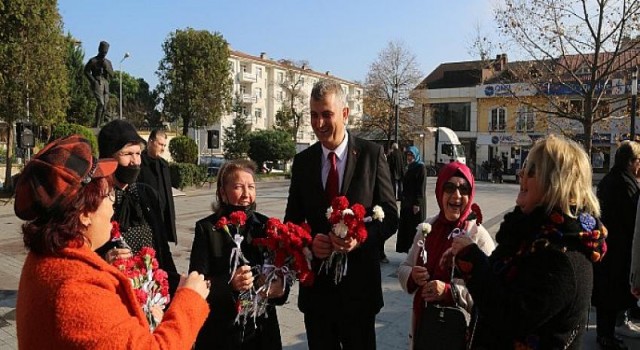 Türk Kadınına Seçme ve Seçilme Hakkı Verilişinin 88. Yılı Gölcük’te Kutlandı