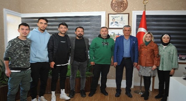 Yeşil Kemerspor&#39;dan Başkan Topaloğlu&#39;na ziyaret