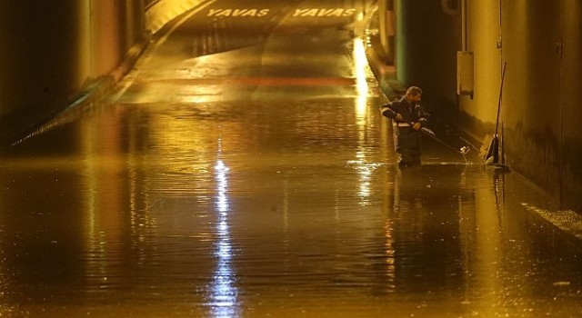 Antalya Büyükşehir'den fırtına seferberliği