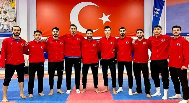 Kağıtsporlu kareteciler dünyanın altın organizasyonunda