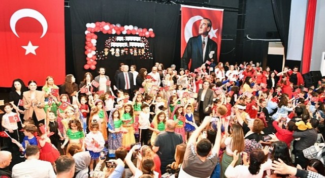 Çukurovada Büyüleyici 23 Nisan Kutlaması