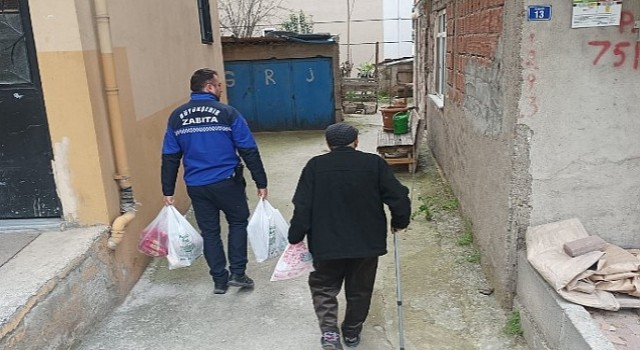 Kocaeli Büyükşehir Zabıtası, Selahattin Amca ve Güler Teyzeyi yolda bırakmadı