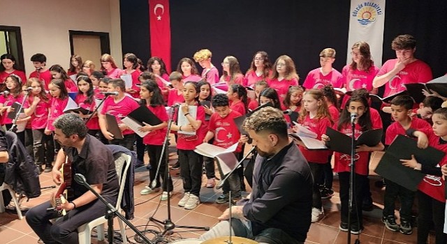 Gölcük Belediyesi Çocuk Korosundan Muhteşem Konser