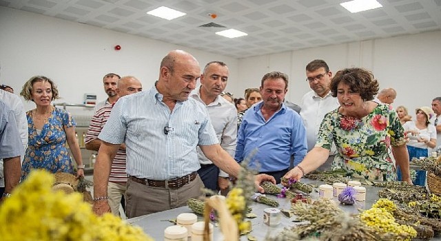 Başkan Soyer “Genç çiftçilerimiz bu milletin çağdaş efendisi olacak”