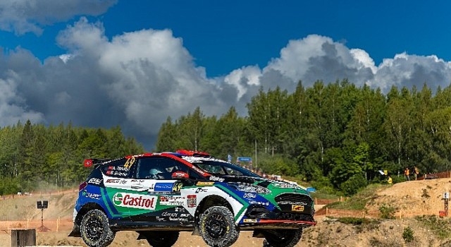 Castrol Ford Team Türkiye, WRCnin Zorlu Estonya Etabını 4. Sırada Tamamladı