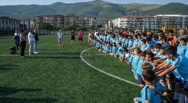 Gemlik Belediyespor yaz okulları yoğun katılımla başladı