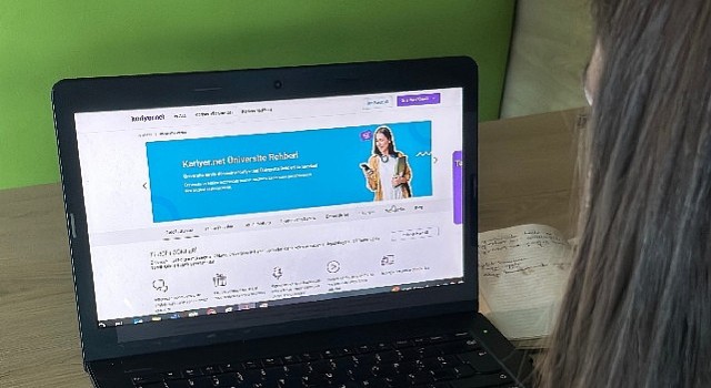 “Kariyer.net Üniversite Rehberi” gençlere doğru tercihin anahtarını sunuyor