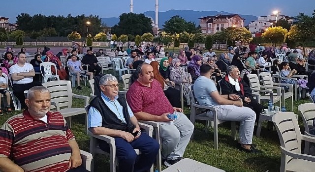 Kartepe Belediyesi tarafından geleneksel hale getirilen “Yazlık Sinema Günleri” başladı.