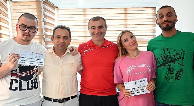 Kemer Belediyesi nden sporculara ulaşım desteği