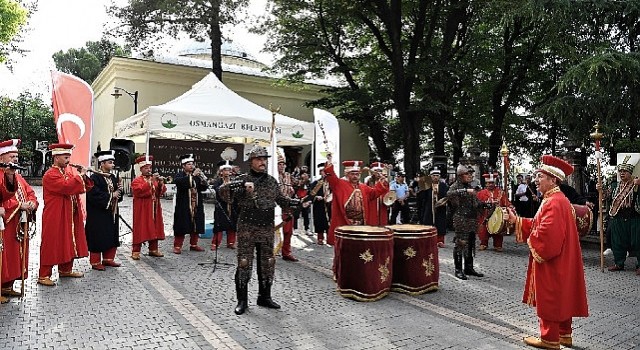 Şehit padişah Bursadaki kabri başında anıldı