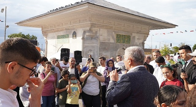 Üsküdarda 10 bin kişiye aşure ikram edildi 