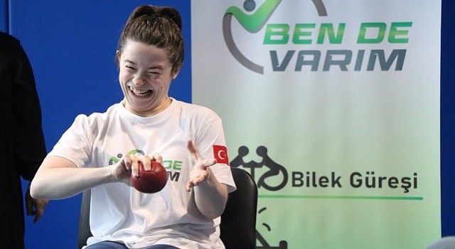 Ayşe, Sporda Ben De Varım dedi