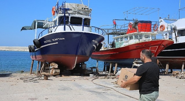 Balıkçılar ”Vira bismillah” demek için gün sayıyor