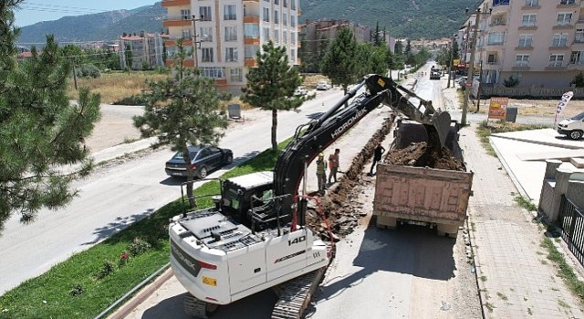 Başkan Altay “128 Kilometrelik Islah Çalışmasıyla Akşehirin Su Şebekesini Yeniliyoruz”