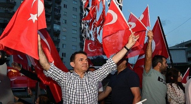 Başkan Özyiğit, 30 Ağustos Zafer Bayramını kutladı