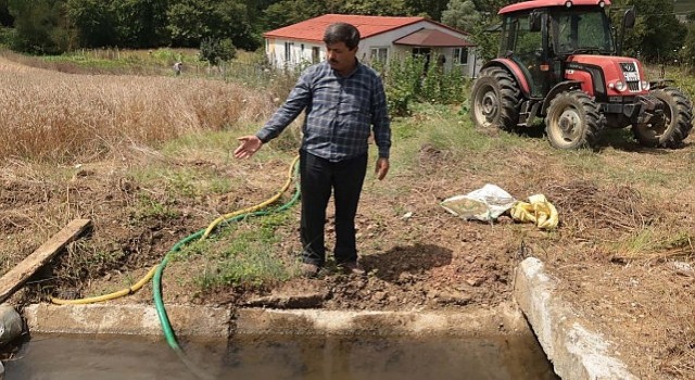 Büyükşehir, tarımsal sulama kanallarını temizliyor