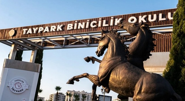 Karşıyakada 20 bin çocuk binicilik sporuyla tanıştı