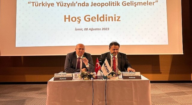 MÜSİAD İzmir Abdullah Çiftçiyi Konuk etti