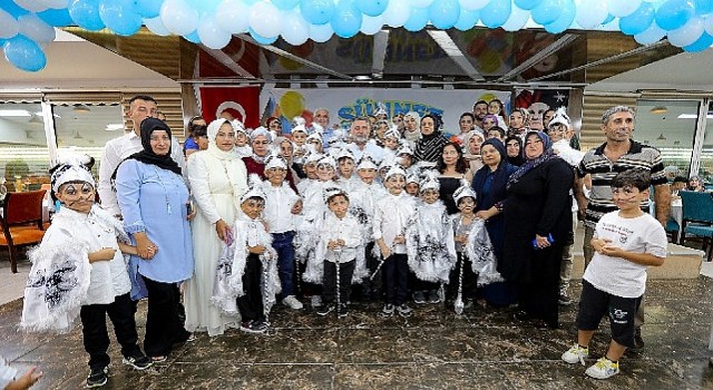 Bayraklı da sünnet şöleni