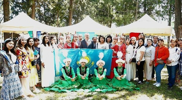 Ege Üniversitesi, Orhunda da Öncü