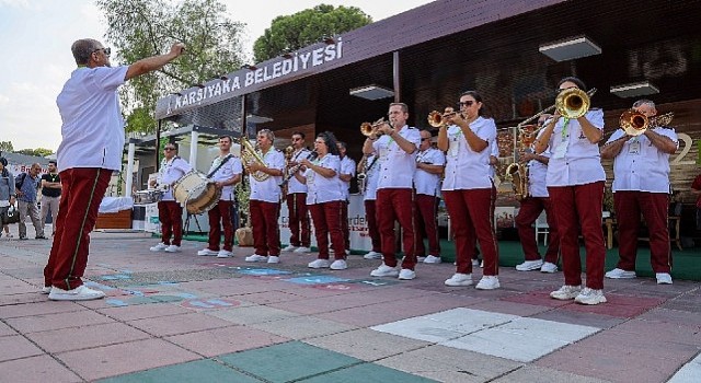 İzmir Fuarında Karşıyaka rüzgârı esiyor