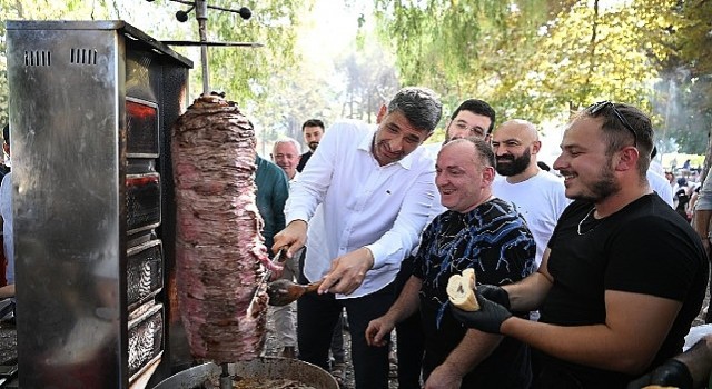 Kartepe;de Artvinliler Dayanışma Pikniğinde Buluştu