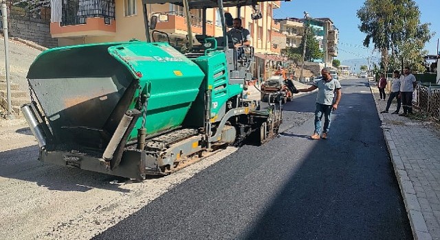 Asfaltlama ekipleri bu kez Yurtoğlunda