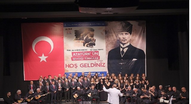 Aydın Büyükşehir Belediyesi, Cumhuriyetin 100. yılında Atatürkün sevdiği türküler konserini izleyicilerle buluşturdu