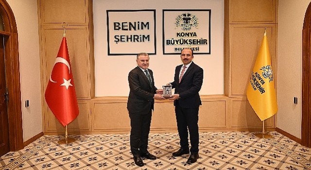 Gençlik ve Spor Bakanı Osman Aşkın Bak Başkan Altay;ı Ziyaret Etti