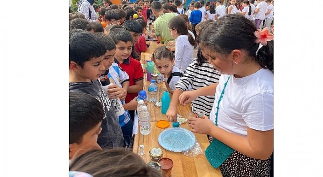 İzmir İl Milli Eğitim Müdürlüğü 100.Yılda 100 Bilim Etkinliği Gerçekleştirildi