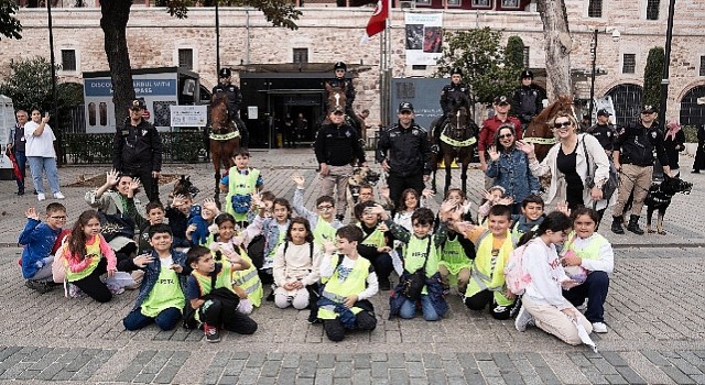 Küçük Kâşifler İstanbulun Tarihi Yarımadasını Keşfetti