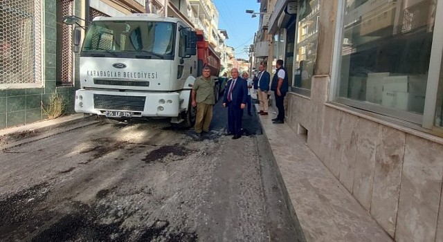 Başkan Selvitopudan “su baskını” ve asfalt denetimi