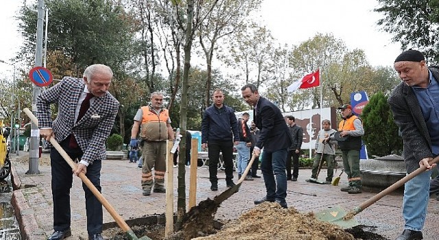 Bayrampaşa Belediyesinden Cumhuriyetin 100 yılına 2023 fidan