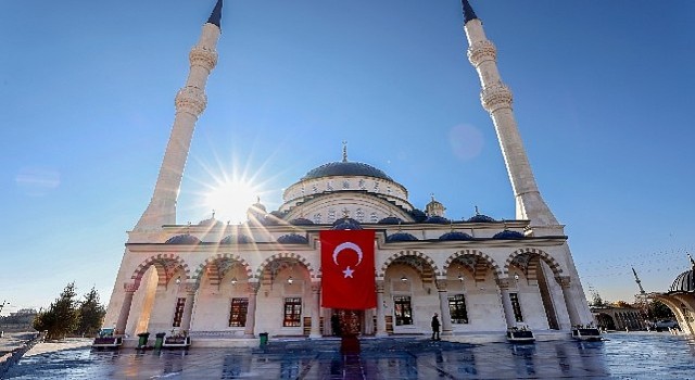 Kurtuluş Bilal-i Habeşi Camii İbadete Açıldı