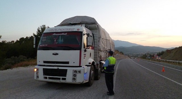 Büyükşehir Zabıta Ekipleri 1060 Denetim Gerçekleştirdi