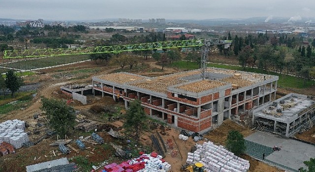 Gebze Engelsiz Yaşam Merkezinde çatı imalatı