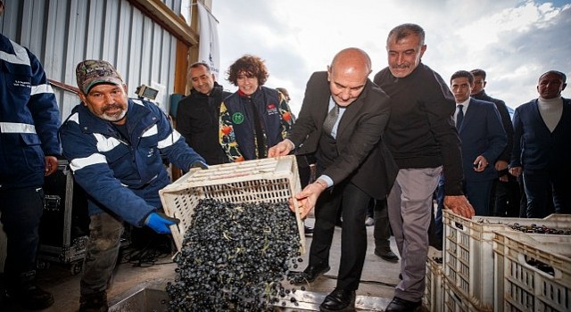 İzmir Büyükşehir Belediyesi küçük üretici için bir fabrika daha kurdu  Soyer “Sizin için çalışmaya devam edeceğiz”