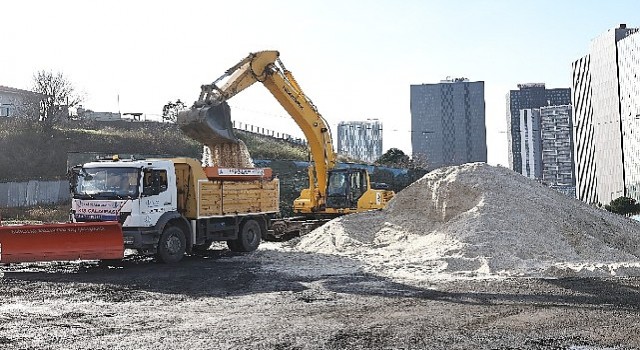 Bağcılar;da olası kar ve buzlanmalara karşı tedbirler alındı