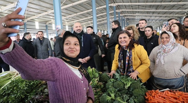 Başkan çerçioğlu Söke Bağarası salı pazarında vatandaşlarlar buluştu