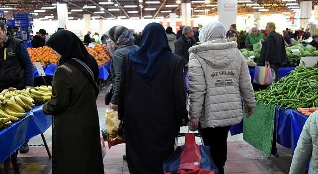 Pazar alışverişinin keyfe dönüştüğü şehir mustafakemalpaşa