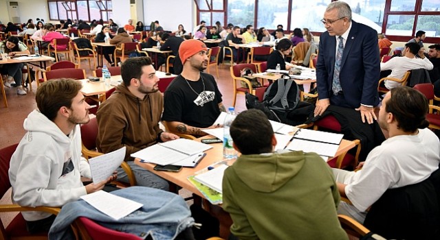 Rektör Budak, “Bu sene de yeni ve güncel veri tabanlarını erişime açmayı sürdüreceğiz”