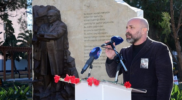 Uğur Mumcu Karabağlar da özlemle anıldı