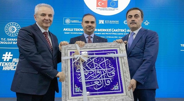 Akitekn Açılışı, T.C. Sanayi ve Teknoloji Bakanı Fatih Mehmet Kacırın Katılımı İle Gerçekleşti