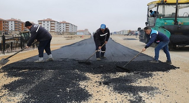 Asfalt Çalışmaları Hız Kesmeden Devam Ediyor