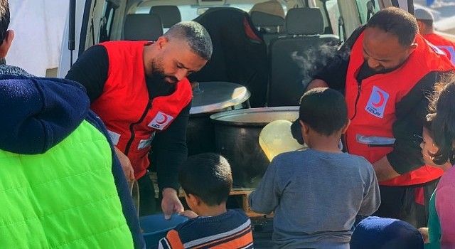 Kızılay Gazzedeki yeni aşevini Refahta açtı. 1000 aileye sıcak yemek