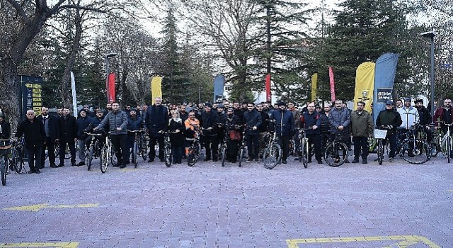 Konya Büyükşehirden “Dünya Kışın Bisikletle İşe Gitme Günü” Etkinliği