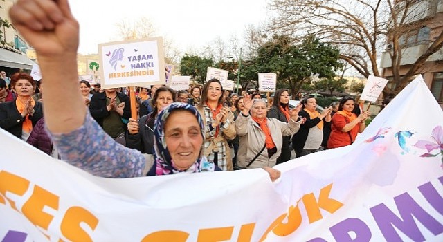 8 Martta Dengin Ceyhan İle Kadın Ezgileri: Güçlü Kadınlar Aydınlık Gelecek