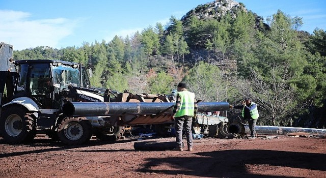 Bozburun İçme Suyu Hattının 14 Kilometresi Tamamlandı